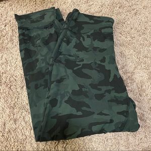 reserved align jogger cropped